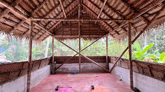 Suneesh School of Yoga