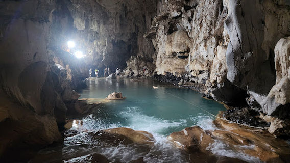 Phuong Hoang cave