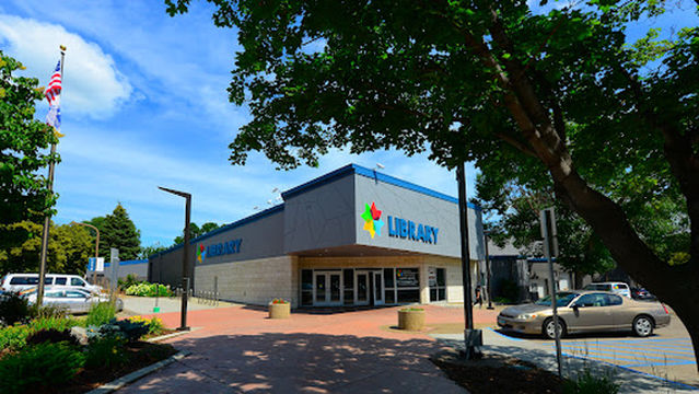 Bismarck Veterans Memorial Library