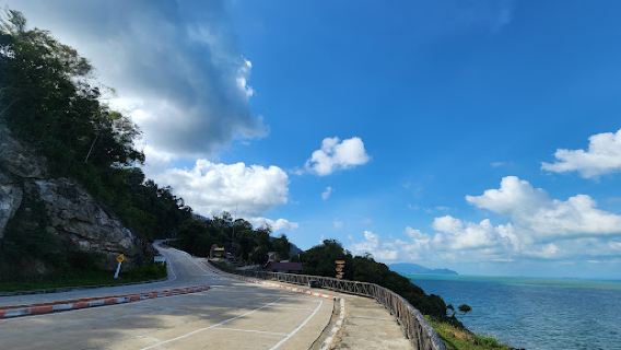 Viewpoint on Khanom-Sichon Road