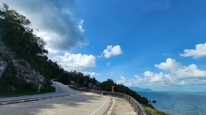 จุดชมวิวถนนสายขนอม-สิชล