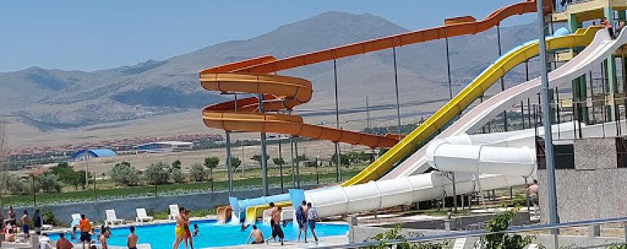 NİĞLAND AQUAPARK
