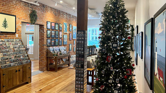 Alan Claude Gallery
