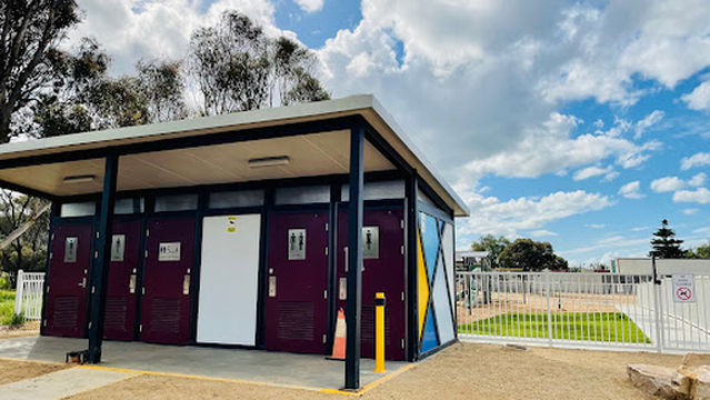 Lochiel Memorial Hall RV Campsite