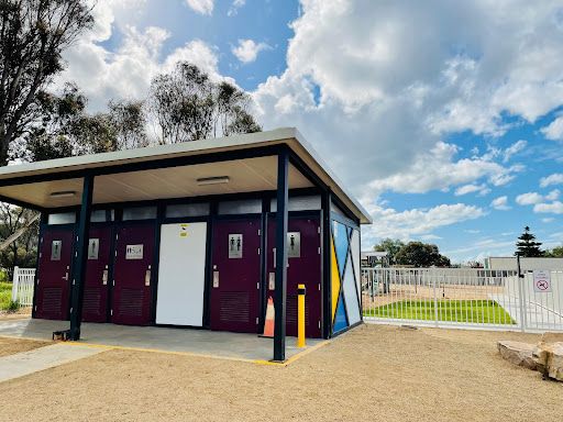 Lochiel Memorial Hall RV Campsite