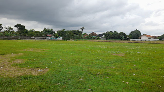Lapangan Kembaran