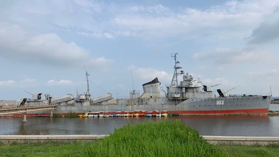 103 Changchun Warship