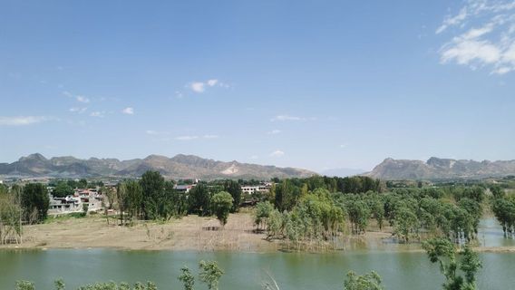 Quyang
