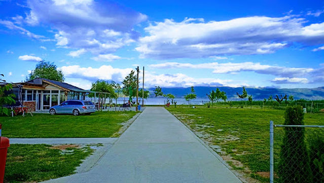 Camping & Restaurant Lira