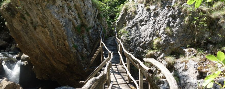 Erma River Gorge, Tran
