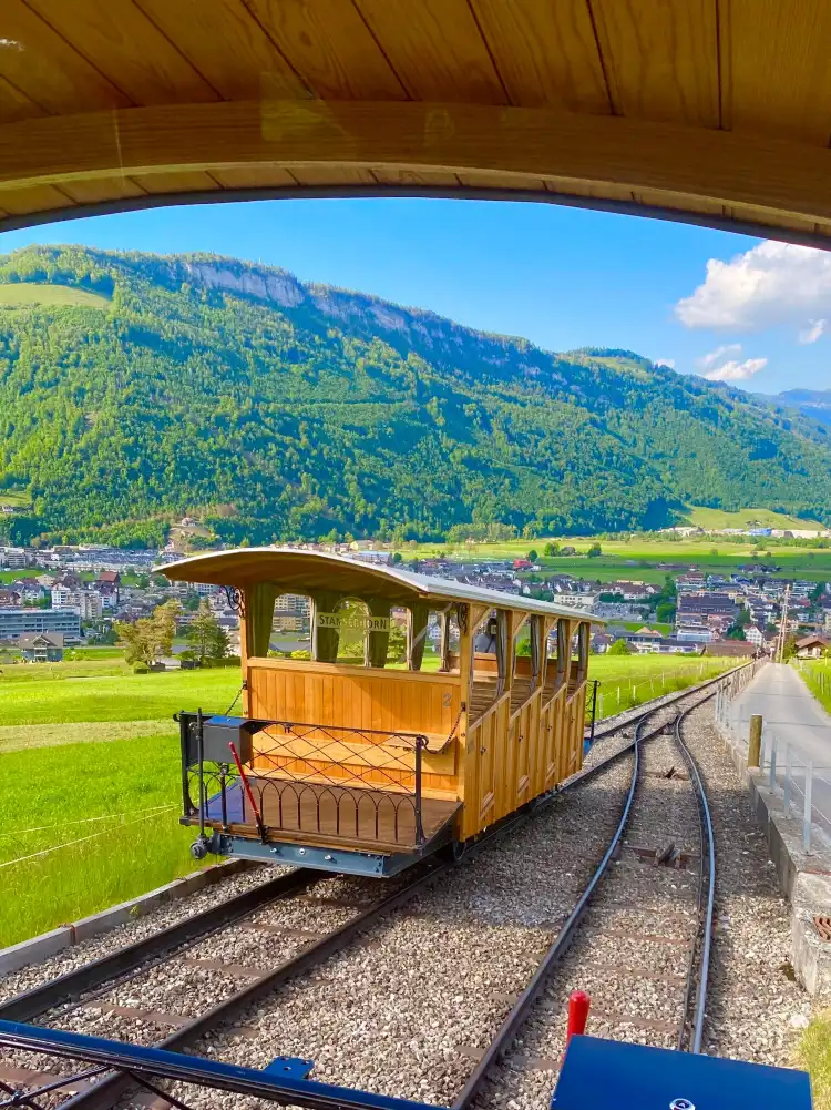 Hotels near Stanserhorn-Bahn