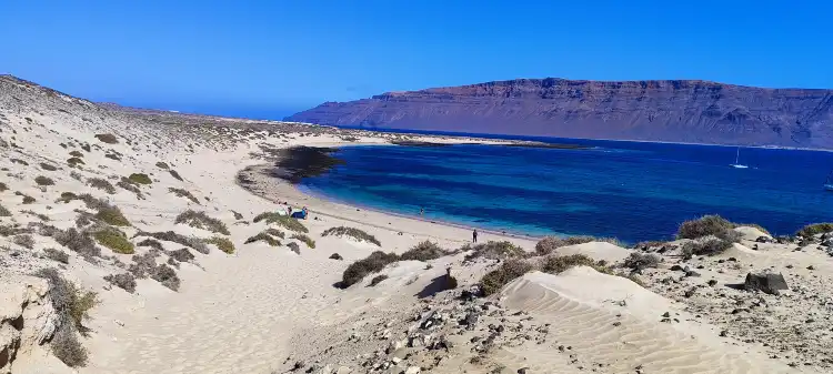 Hotels near Playa de La Francesa