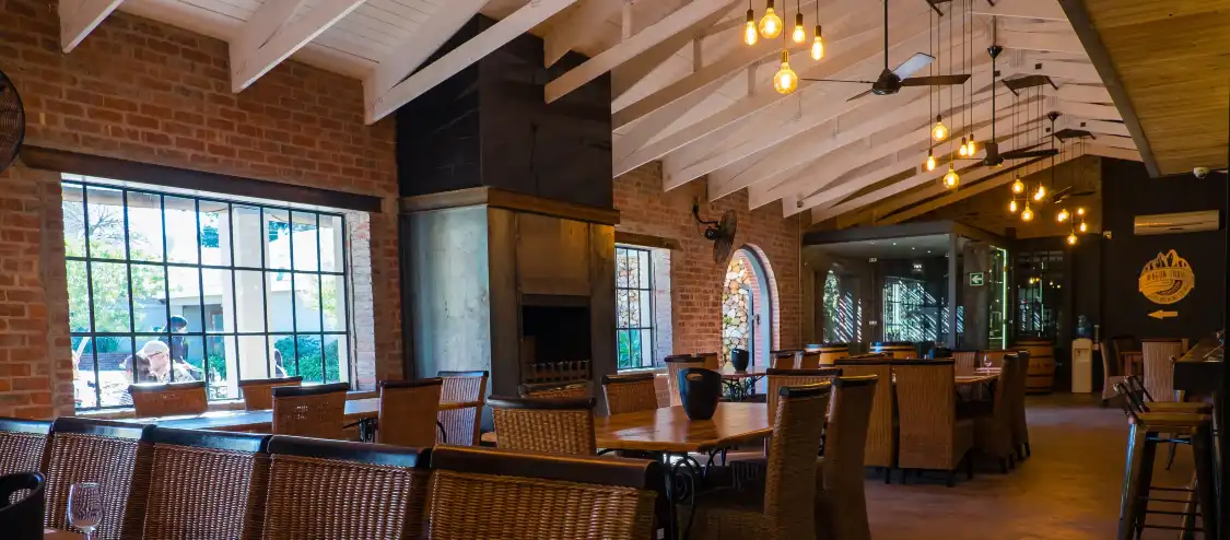 Hotels near Anura Vineyards