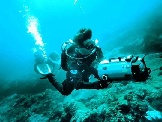 2_Pisces Diving Charter
