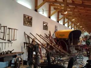 Museo Del Carro Y Aperos De Labranza