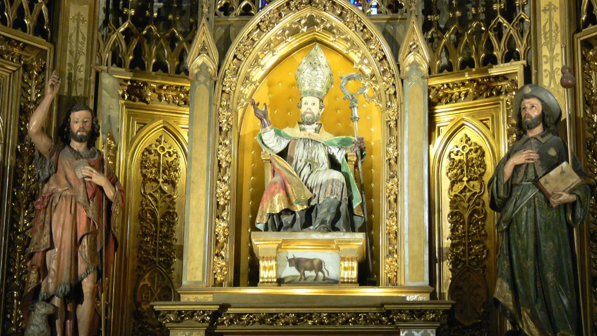 Hoteles cerca de Iglesia de San Saturnino