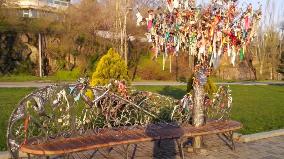 Bench of Lovers and Tree of Happiness