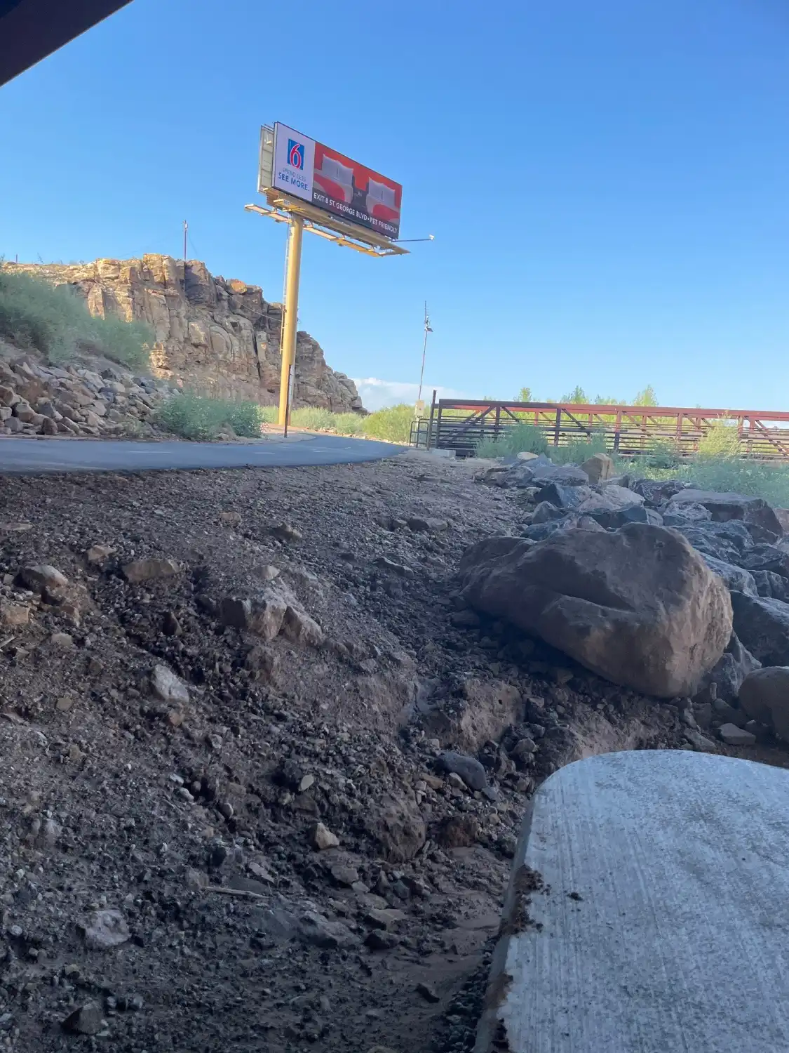 Hotels near Crosby Family Confluence Park