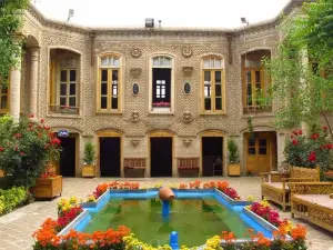 Daroogheh historical house