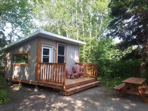 Chalet Et Camping Du Ruisseau Rouge