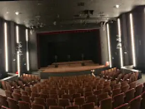 Kino-Teatr Syrena