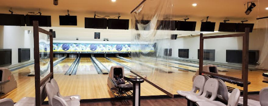Romano's Saranac Lanes, Sports Bar & Grill
