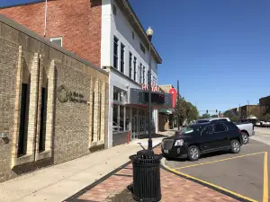 Royal 3 Cinema