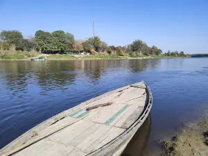 Keetham Lake