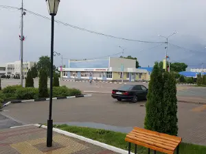 Chernyanskiy Kinoteatr "Kosmos"