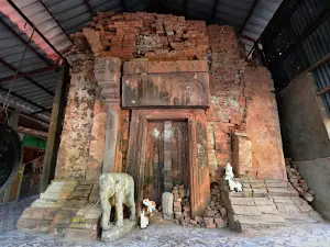 Wat Ku Phra Kona