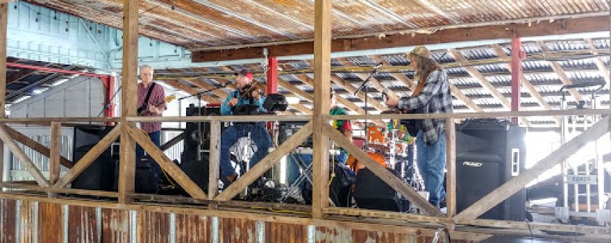 Basile Pig Barn