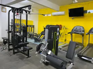Yanqul Gym