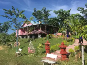Riverview Garden