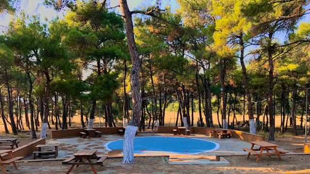 Güzelyalı Çamlık Park Kamp ve Karavan Alanı