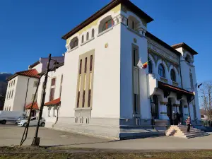 Lupeni Cultural Palace