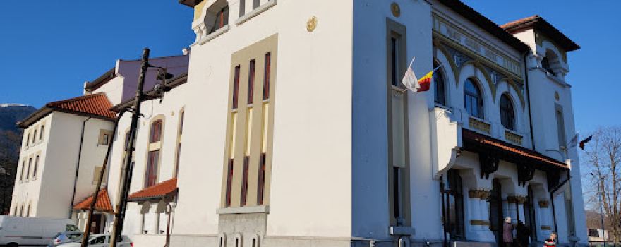 Lupeni Cultural Palace