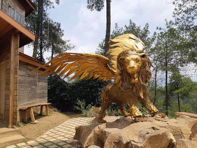 Banyak Hill