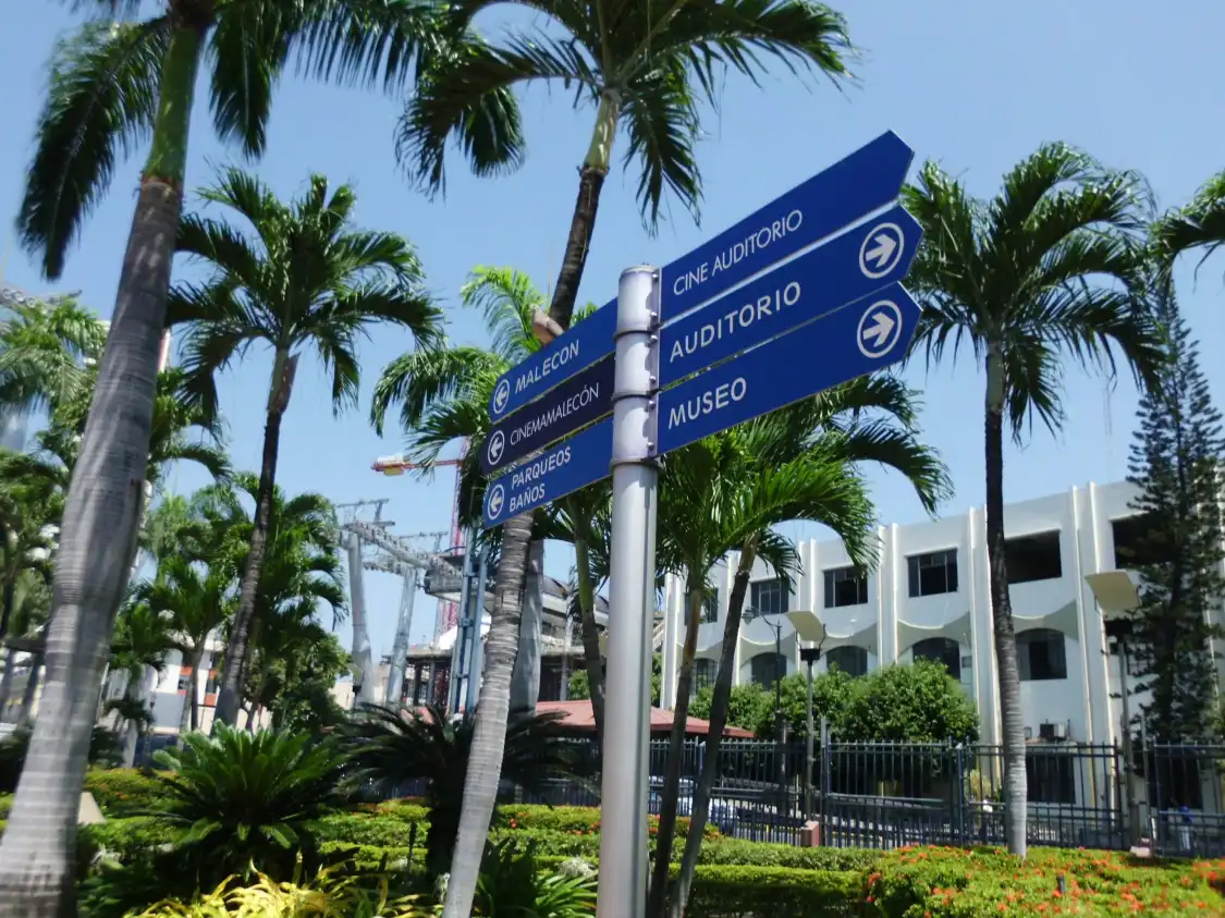 Hotels near Museum of Anthropology and Contemporary Art