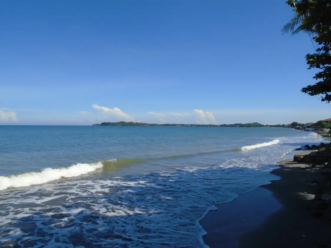 Hotels near Bauang Beach