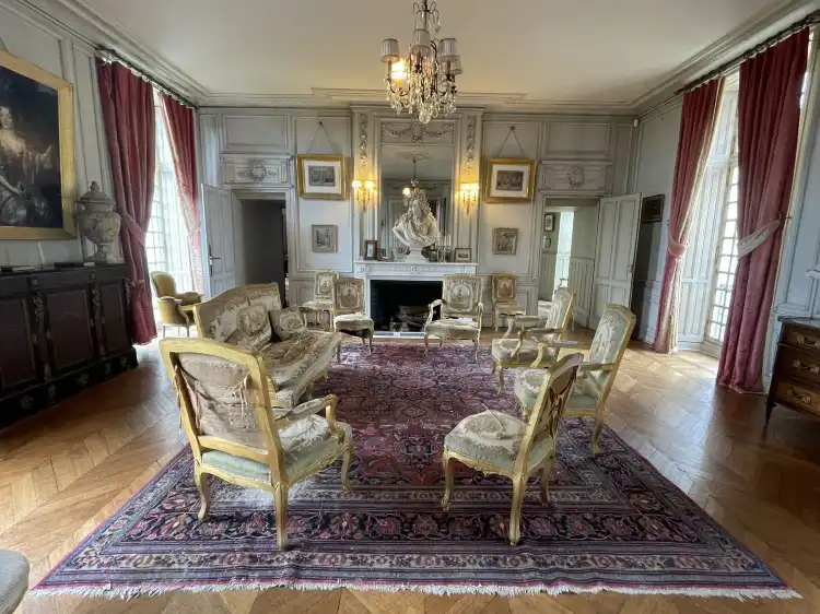 Hotels in Saint-Brisson-sur-Loire