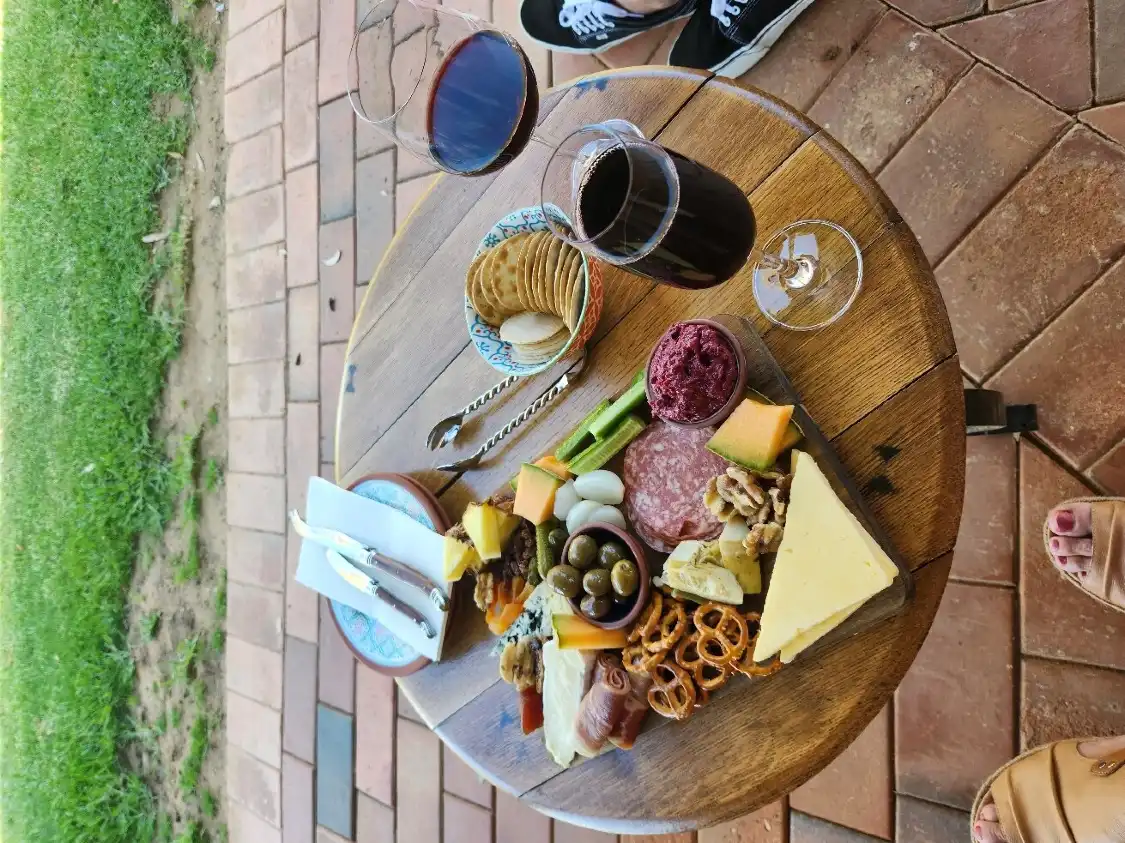 Hotels near St Anne's Winery