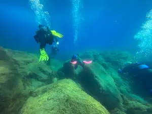 Twin Peaks Diving Centre