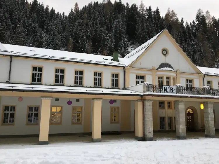 Hotels in Tarasp
