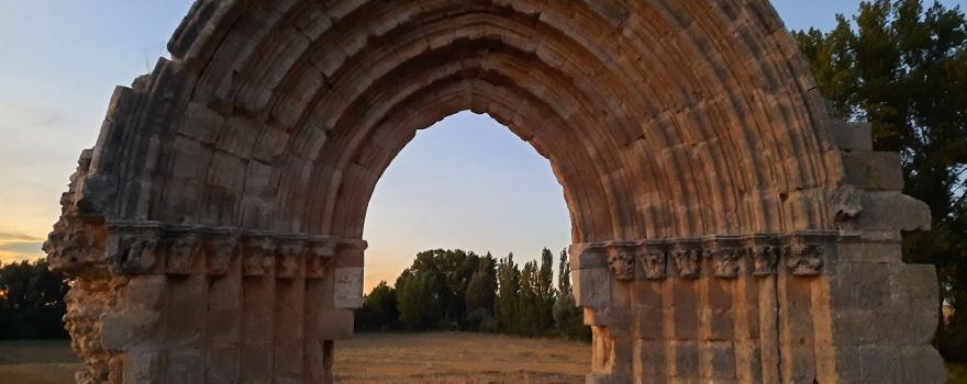 Arco De San Miguel De Mazarreros