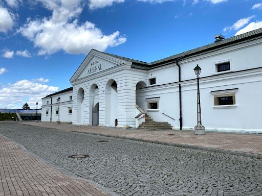 Muzeum Fortyfikacji i Broni Arsenał Oddział Muzeum Zamojskiego