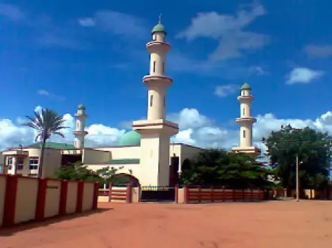 Gurin Central mosque(Masallacin Kara)