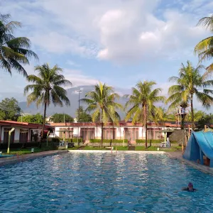 Pemandian Air Panas Sangkanurip Alami