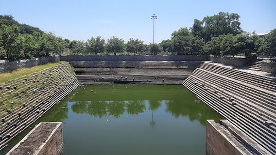 Arulmigu Kallalagar Temple