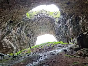 Yarrangobilly Caves Thermal Pool