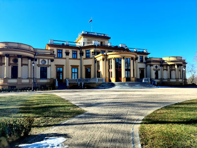Trakai Voke Manor Park